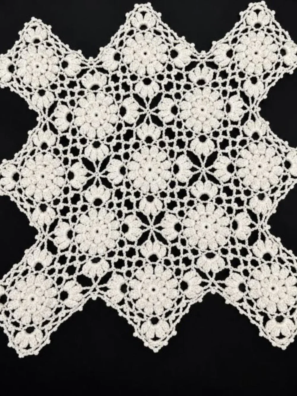 Vintage Handmade Crochet Doily Large Floral Medallion Starburst Lace